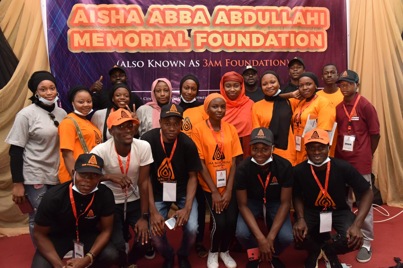 3AM Foundation community volunteers